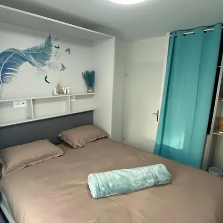 Bed & Breakfast L'Escale-Chambre-Orly-T7-Rer C&D Athis-Mons