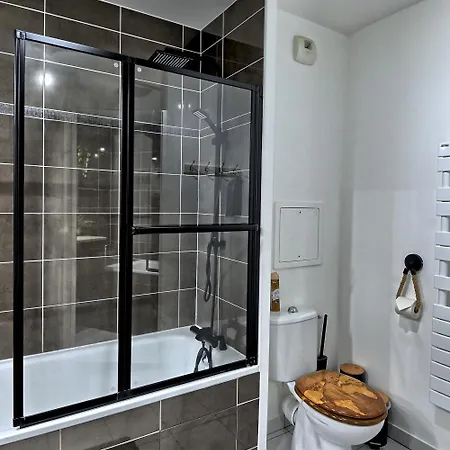 Couette-café L'escale-chambre-orly-t7-rer C&d *